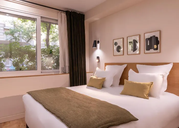 Cmg - Boutique Hotel Chambre - 3P - Auteuil/ Michel Ange